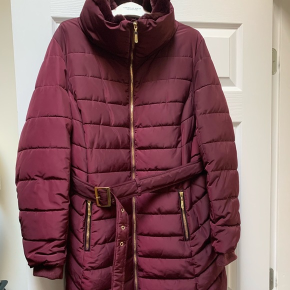 George Puffer Coat Burgundy With Gold Hardware - Picture 1 of 3
